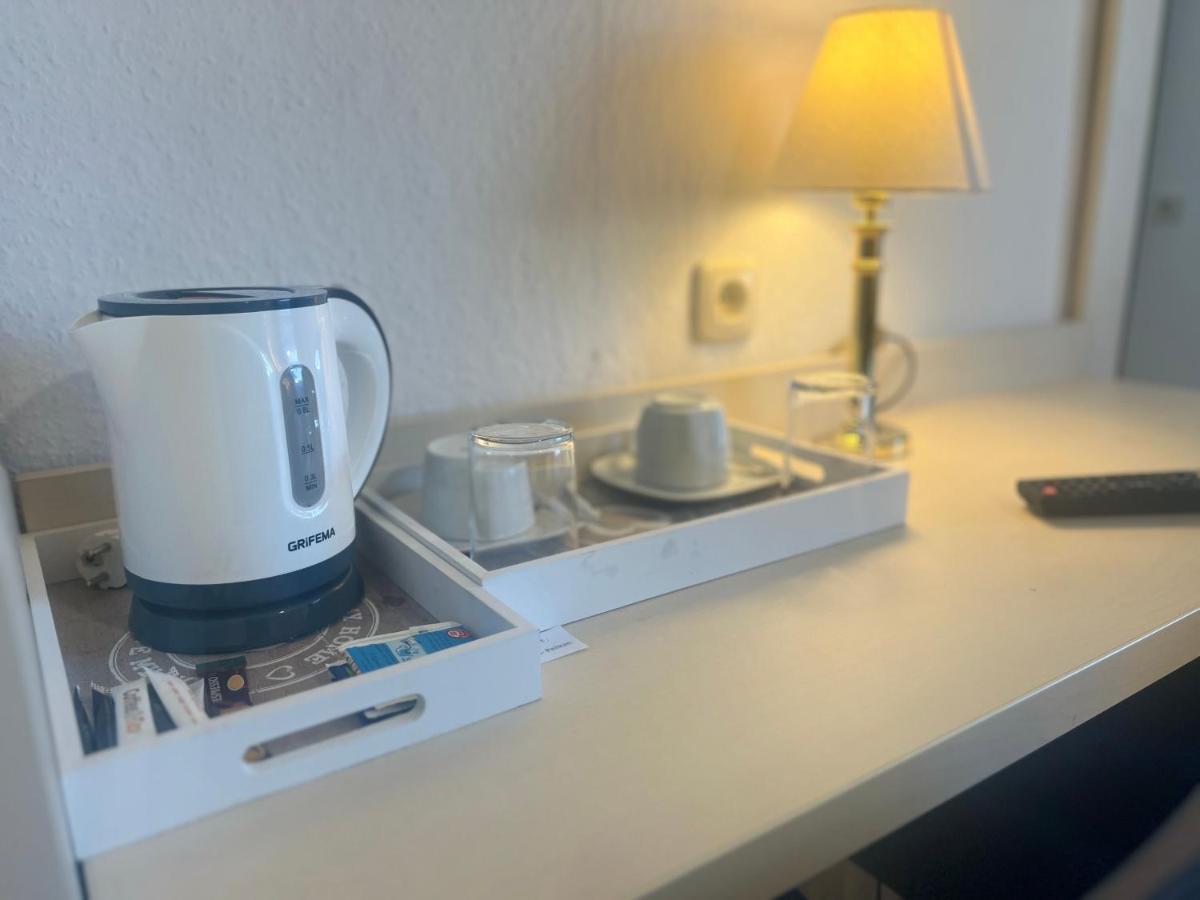 Hotel Pelikan キッツィンゲン エクステリア 写真