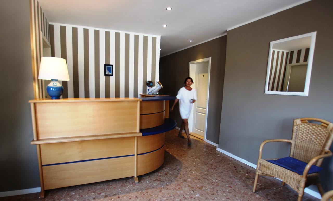 Hotel Pelikan キッツィンゲン エクステリア 写真